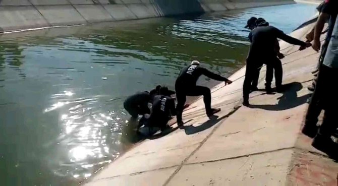 Serinlemek Amacıyla Su Kanalına Giren Gencin Cansız Bedenine Ulaşıldı