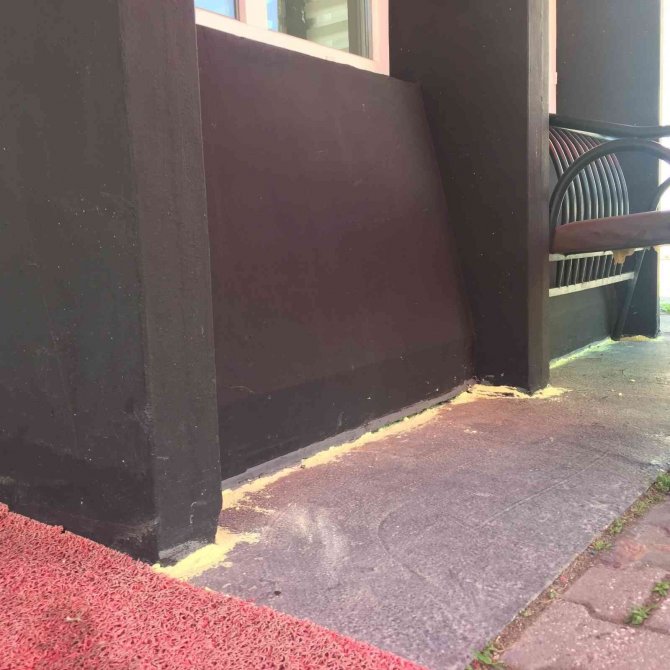 Yılana Vakasına Karşı Kükürtlü Önlem