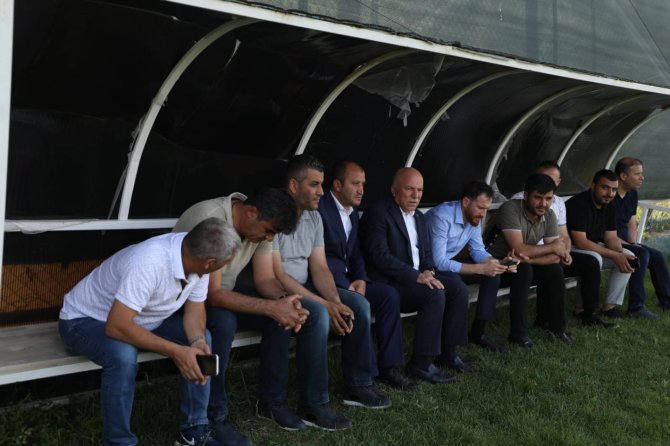 Başkan Sekmen, Bb Erzurumspor Antrenmanını İzledi