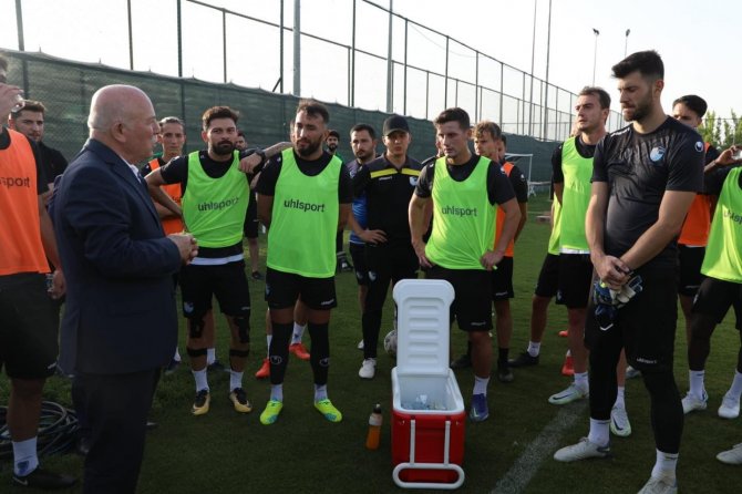 Başkan Sekmen, Bb Erzurumspor Antrenmanını İzledi