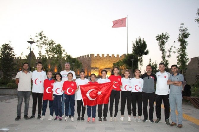 Sancak Koşusu Yapıldı