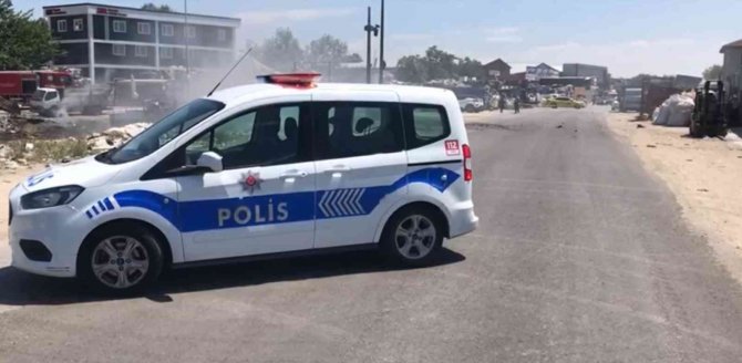 Hurdalıkta Çıkan Yangın Söndürüldü