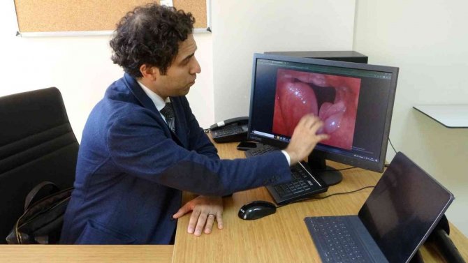 Uzmanlar Sigaranın Ses Tellerine Zararı Hakkında Uyarıyor