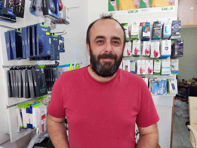 Bayram Tatilinde ‘Sıvı Teması’ Kaynaklı Telefon Arızaları Arttı