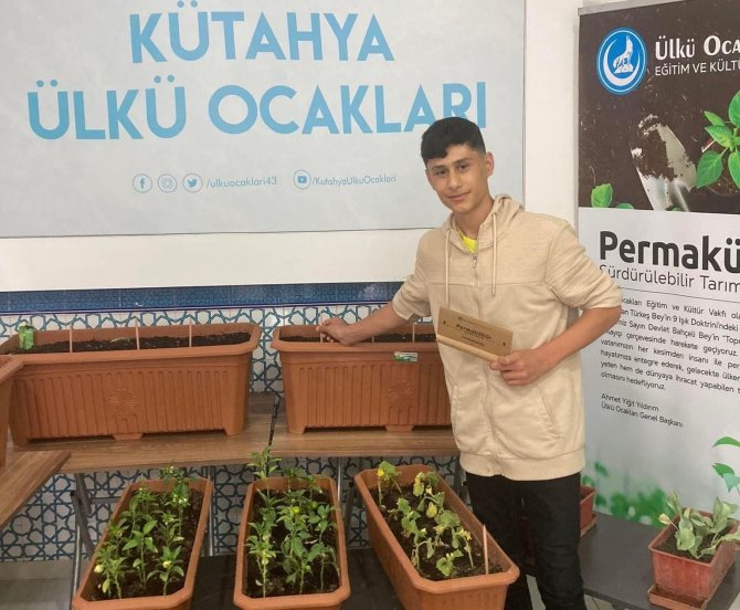Kütahya Ülkü Ocakları’nda Tohumlar Toprakla Buluştu