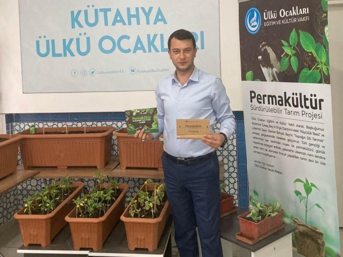 Kütahya Ülkü Ocakları’nda Tohumlar Toprakla Buluştu