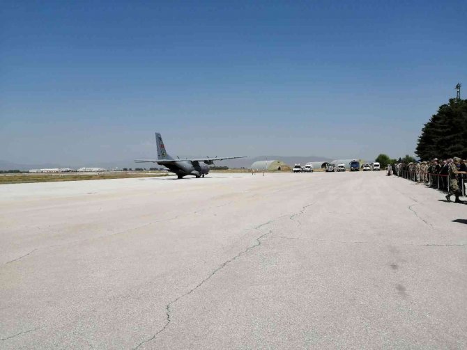 Pençe-kilit Şehidinin Naaşı Memleketi Erzurum’a Getirildi