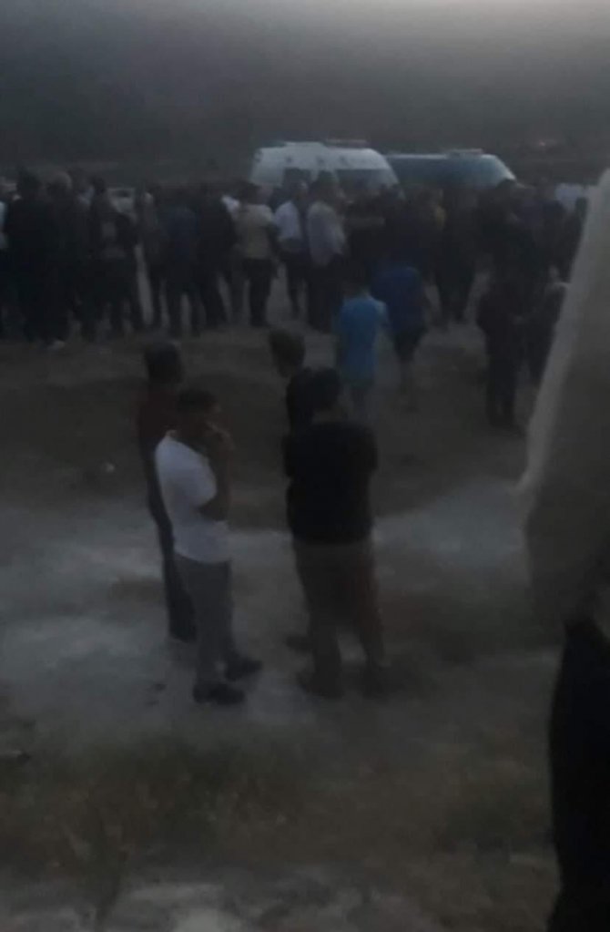 Boğulma Tehlikesi Geçiren Çocuğunu Kurtarmak İsteyen Baba Hayatını Kaybetti