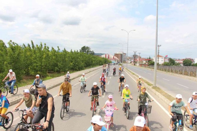 Sağlıklı Yaşam İçin Pedal Çevirdiler