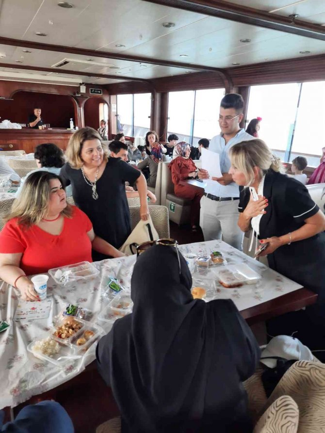 Samsun’da Otizmli Çocuklar Ve Aileleri Buluştu