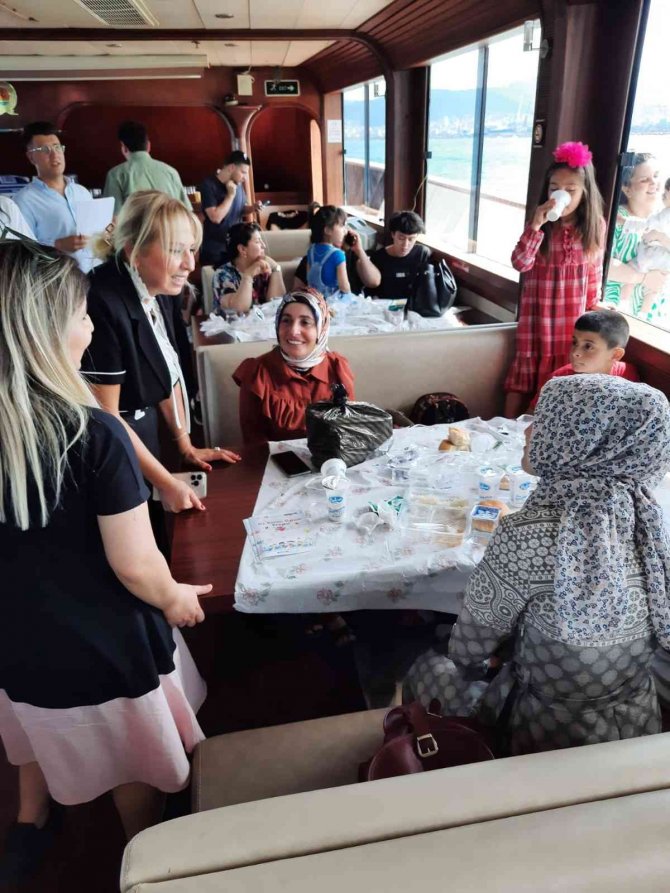 Samsun’da Otizmli Çocuklar Ve Aileleri Buluştu