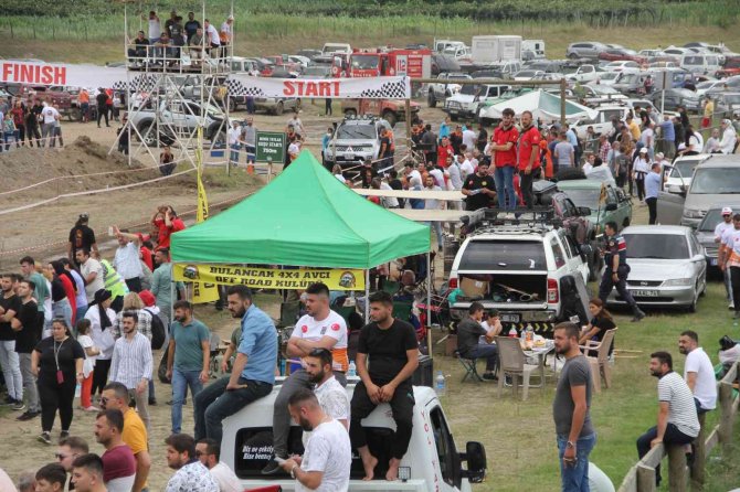 Çarşamba’da Off-road Yarışları Nefes Kesti