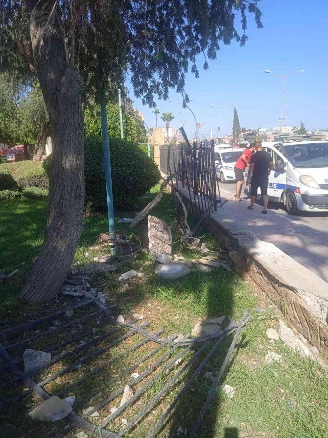 Trafik Kazasında 2 Kişi Yaralandı
