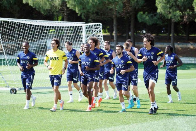 Fenerbahçe’de Dinamo Kiev Hazırlıkları Devam Etti