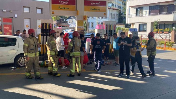 İ̇stanbul’da Akaryakıt İstasyonunda Dehşet Anları: 3 Yaralı