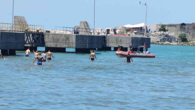 Zonguldak’ta 16 Yaşındaki Genç Denizde Kayboldu