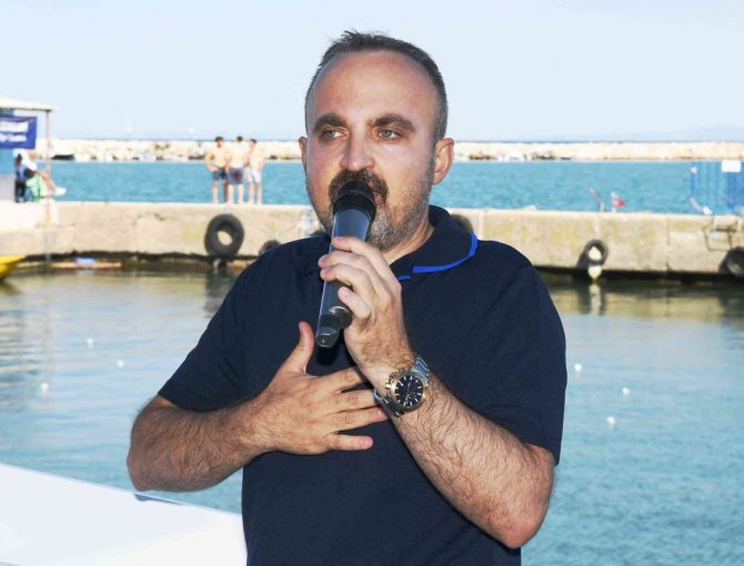 Ak Parti’li Turan: “Çalışanları Tehdit Etmek Büyük Bir Acizliktir”