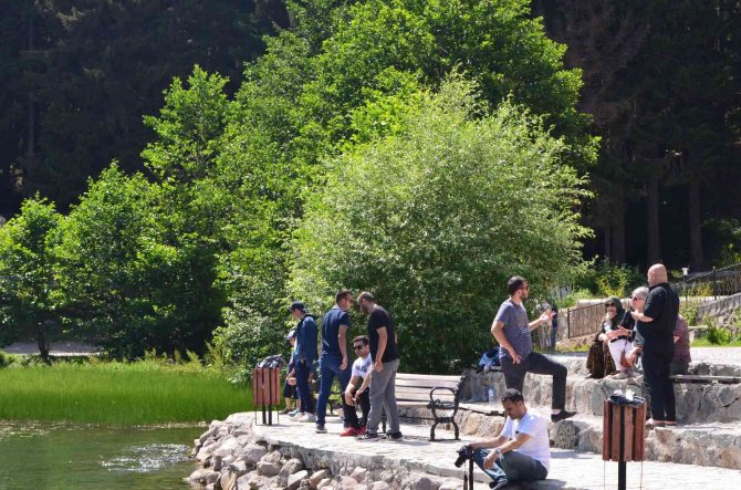 Şavşat Karagöl Hafta Sonu Ziyaretçi Akınına Uğradı