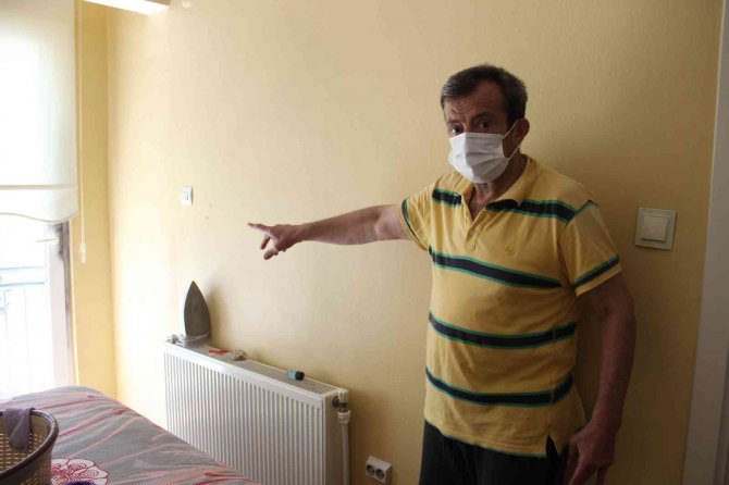 Kanser Hastası, Evine Giren Hırsızdan Para İsteyince Hırsız Kaçıp Gitti