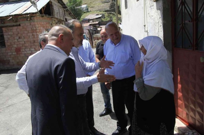 Başkan Pekmezci, Bursa Heyetini Ağırladı