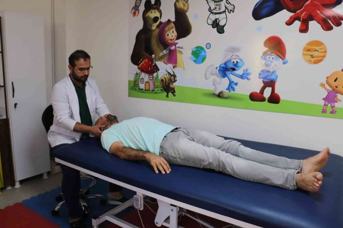 Teknolojik Araçlar Omurilik Eğriliği Yapabilir