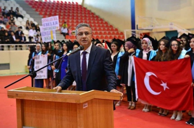 Baün Rektörü Prof. Dr. İ̇lter Kuş’tan Tercih Yapacak Öğrencilere Davet