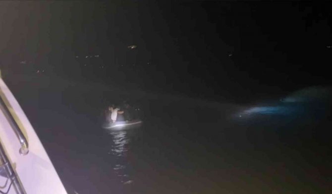 Çanakkale Açıklarında 70 Düzensiz Göçmen Kurtarıldı