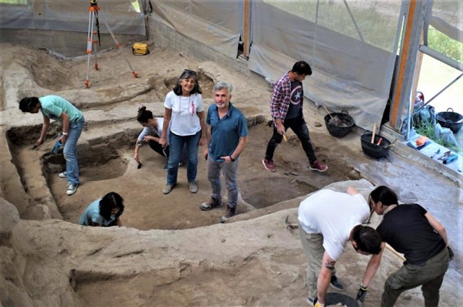 “Kazı İ̇zleri” Aşıklı’ya Kavuştu