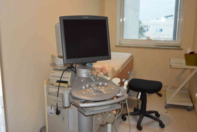 Varislere Girişimşel Ve Cerrahi Yöntemle Tedavi