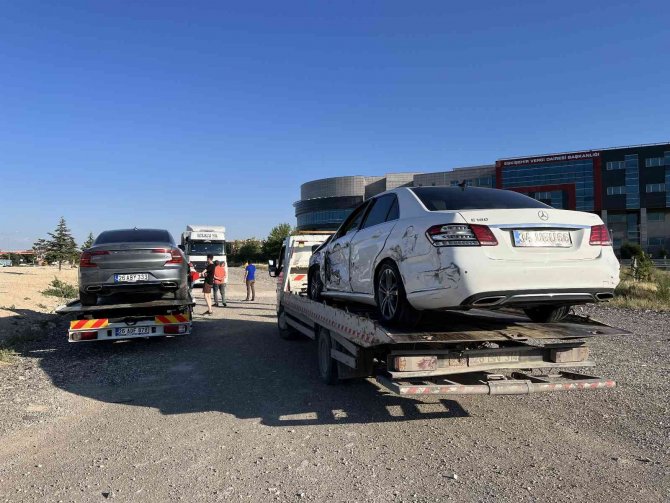 Maddi Hasarlı Trafik Kazası Çevre Yolu’nda Trafiği Felç Etti