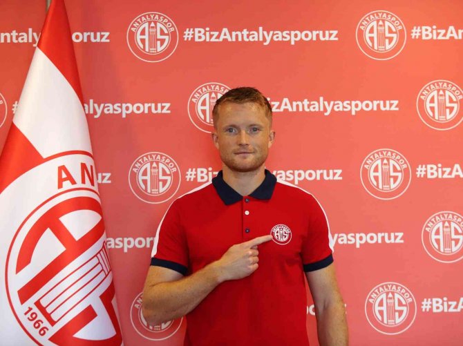 Sam Larsson, Antalyaspor’da