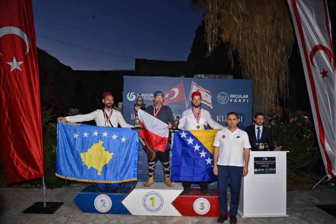 Oklar, Kktc’nin Özgürlük Kutlamaları İçin Atıldı