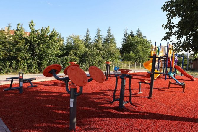 Pursaklar Belediyesi’nden Sirkeli Mahallesine Yeni Nesil Parklar