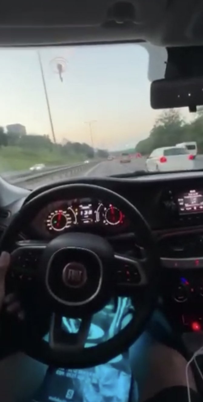 Trafikte Makas Pahalıya Patladı