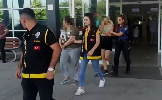 İ̇zmir’de Fuhuş Operasyonu: 2 Kadın Tutuklandı