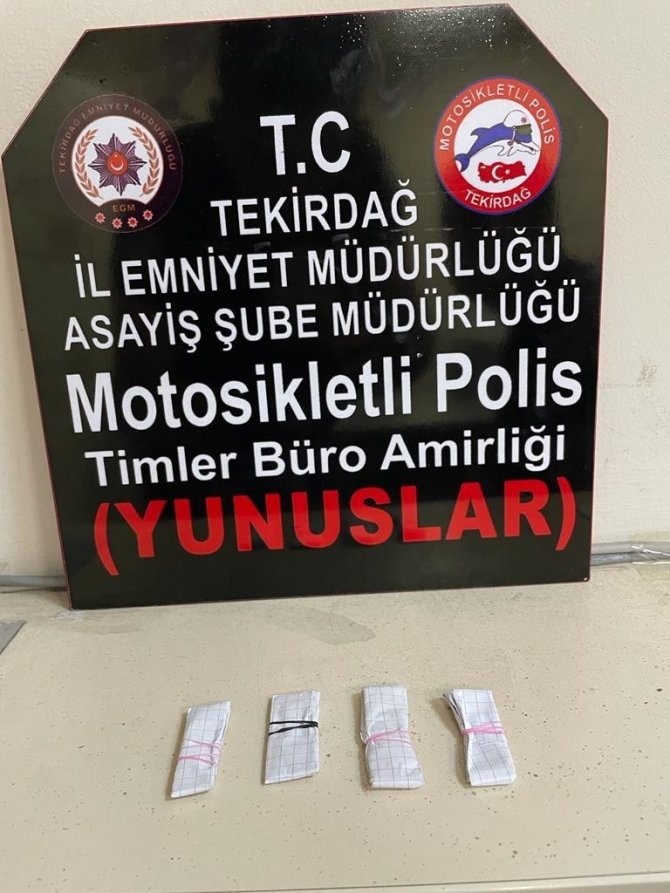 Tekirdağ’da Ruhsatsız Silah Ve Uyuşturucu Operasyonu