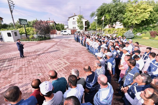 Başkan Hasan Kılca, Çalışma Arkadaşlarıyla Bayramlaştı