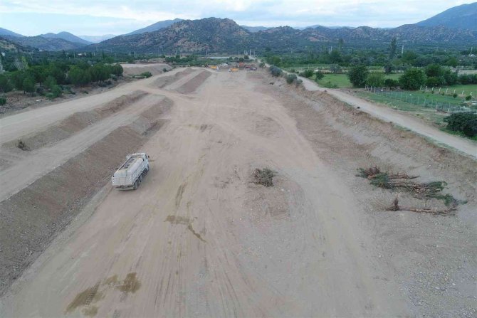 Mergen Çayı’nda Islah Çalışmaları Başladı