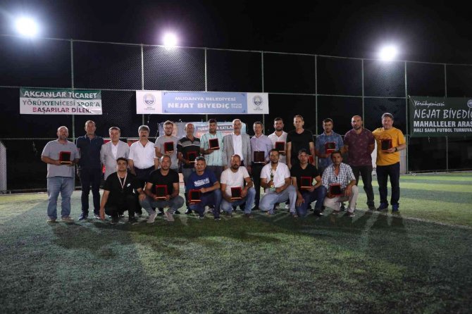 Yörükyenicesi Nejat Biyediç Futbol Turnuvası Şampiyonu Çekrice Mahallesi