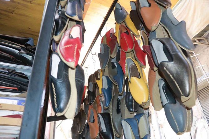 Osmanlı Çarıkları Ayak Sağlığına İyi Geliyor