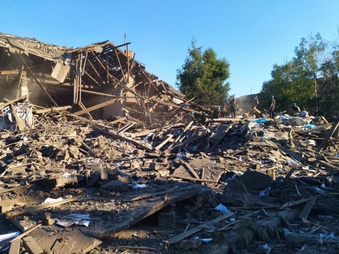 Rusya Donetsk’te Kasabayı Vurdu: 6 Ölü