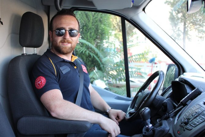 Zamanla Yarışan Ambulans Şoförleri, Duyarsız Sürücülerin Engeline Takılıyor