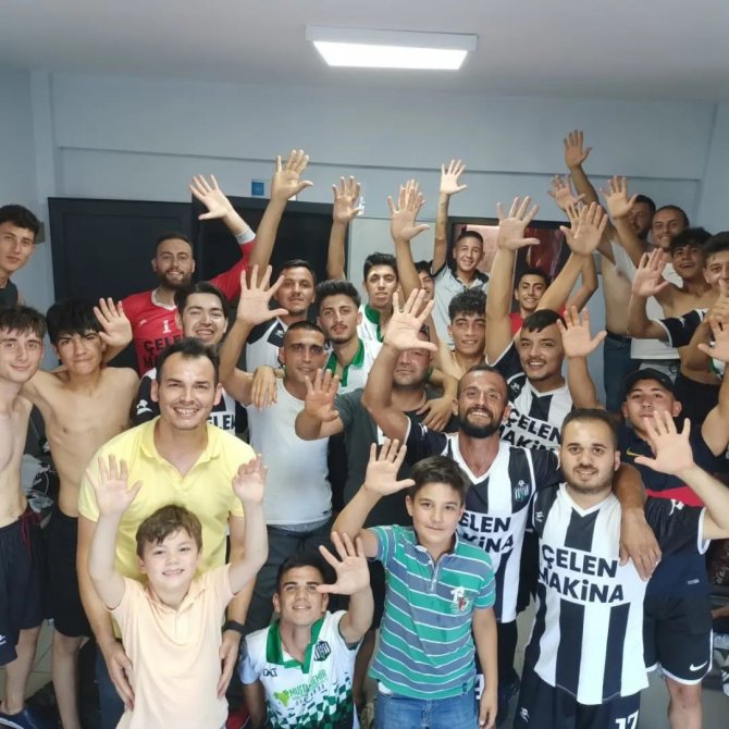 Beş Yıl Sonra Katıldıkları Amatörde Şampiyon Oldular