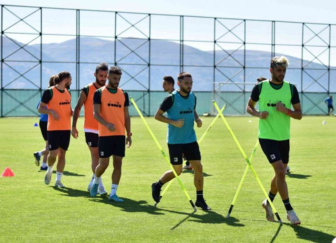 Denizlispor Son Sürat Lige Hazırlanıyor