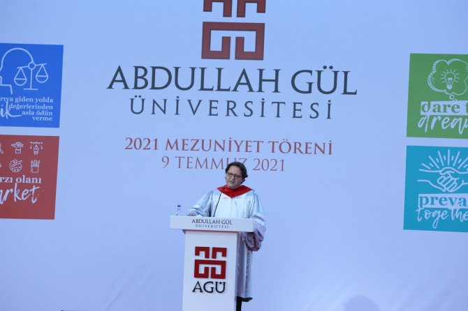 Agü’de 5. Mezuniyet Heyecanı