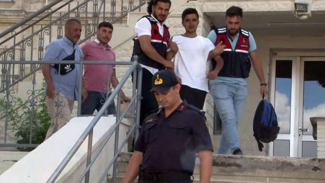 8 Gündür Kayıp Genç Ormanda Böğürtlen Yiyerek Hayatta Kalmış