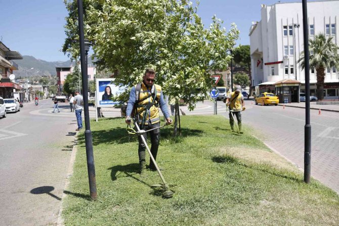 Aydın Büyükşehir’den Sultanhisar’da Yaz Temizliği