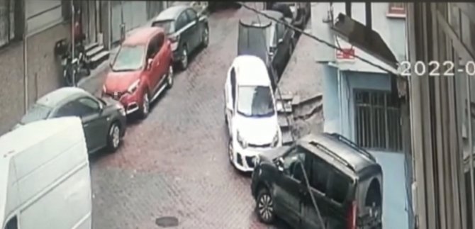 Gaziantep’ten Uçakla Gelip Araç Çaldılar
