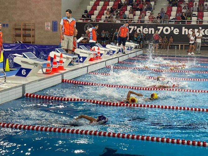 Bölgesel Triatlon Ligi Balıkesir’de Gerçekleştirildi
