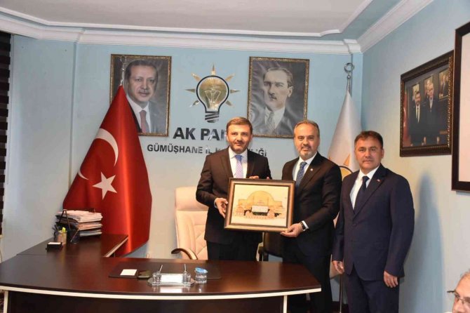 Bursa Büyükşehir Belediye Başkanı Aktaş Gümüşhane’de